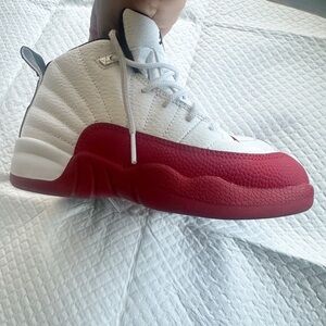Air Jordan 12 Cherry - 12C